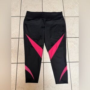 Livi Active Women’s Plus Size 22/24 Black Pink Colorblock Athleisure Leggings